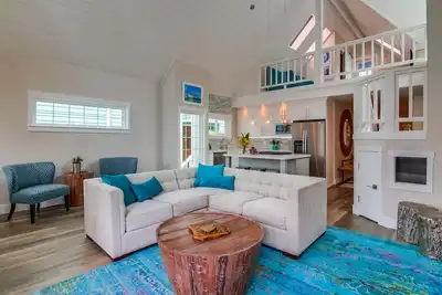 Image de Entièrement mis à niveau tout au long, à quelques pas de l'océan et de la baie - Central Air