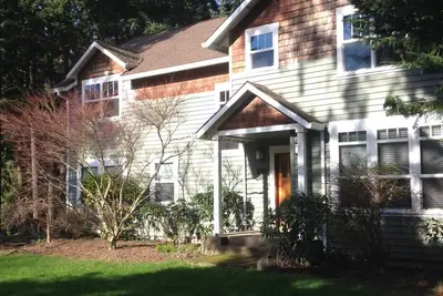Image de Retreat Pacific Northwest. 5 miles du centre ville Pdx. Fermer High Tech