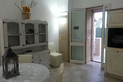 Maison dans le village, avec terrasse vue mer, pour des vacances reposantes dans le Salento