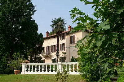 Image de villa historique au coeur de la Brianza