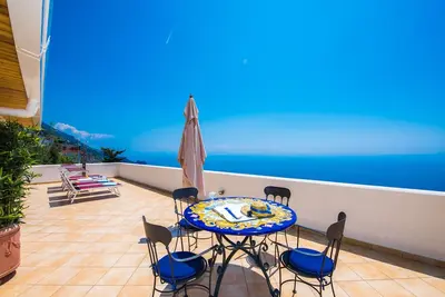 Idéal pour les jeunes couples, les familles ou les amis. Spectacular view, Wi-Fi