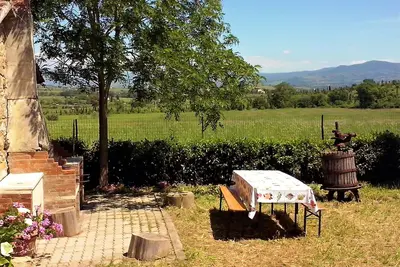 Image de Maison Toscane Privée Jardin Belles Vues 90m2 centrl loc'n Long Stays Availbe