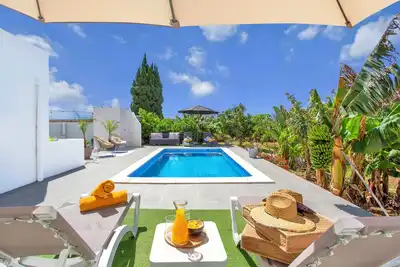 Image de Valley House Roof-Ganden Wifi