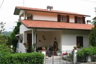 Image de Villa avec jardin à la campagne à 10 minutes du centre d'Aulla