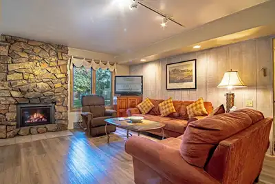 Image de 2 chambres logement dans Ketchum