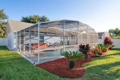 Image de Artist House/Private Pool /Spa/10 Mn From Disney / Free Wifi