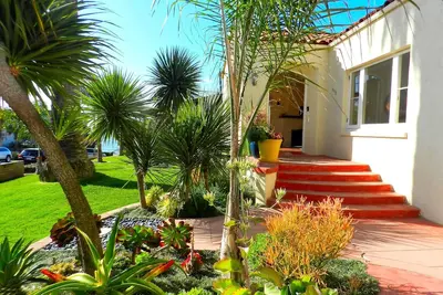 Image de Vente Flash! * HÉBERGEMENT De PREMIÈRE Classe Aux Tarifs Classe Coach! Cliquer Pour Les DÉTAILS