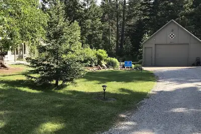 Image de Abbot Creek Cottage, Ă seulement 10 minutes du parc national des Glaciers!