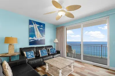 Image de Expérience Splash Resort Platinum avec chaises de plage