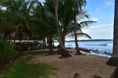 Image de Oceanfront Custom Home Vacation Rental