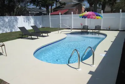Image de Ne vous inquiétez pas, soyez heureux! * Piscine privée, * Voiturette de golf, * Animaux acceptés