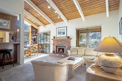 Image de 2 chambres logement dans Ketchum