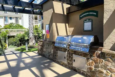 Image de Absolument magnifique w / Vues sur l'océan à couper le souffle! 2br, 2ba sur un étage à Ncv