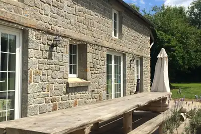 Image de Gîte spacieux et confortable, draps / serviettes, etc. inclus, 4 étoiles, 5 kms de boutiques.