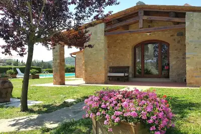 Maison en pierre avec piscine privée dans le Chianti