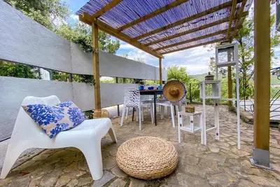 Image de Appartement Familial • Salerne • Wi-Fi Gratuit • Parking Gratuit • Détendez-vous dans la nature