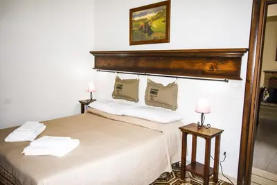 Image de Appartement de montagne meublé indépendant dans un village médiéval caractéristique