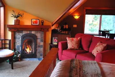 Image de \"Le Loft\" romance, luxe, vue imprenable sur l'eau et la montagne!