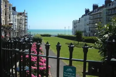 Image de Romantique avec Vue sur Mer 2-4 personnes