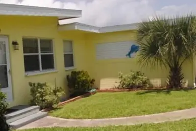 Image de Seatreat - Adorable maison à deux pas de la plage et de la marina