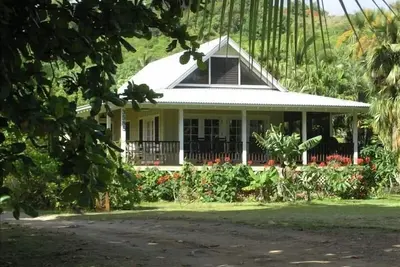 Image de Belle Plumeria Cottage-Anini Beach Style maison de plantation