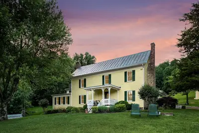 Image de Retraite superbe famille / amis, 110 acres privés, maison historique rénovée