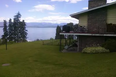 Image de Flathead Lake Home-Views-2 Kayaks-FirePit-Comfort-Massage Chair