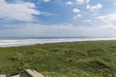 Image de Condo récemment rénové avec vue sur le golfe! !