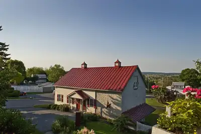 Image de Propriété historique, belles vues sur le comté de Lancaster, proche de tout!