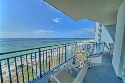 Image de 502 Sterling Breeze! Cinquième étage! Service de plage! Vues d'un million de dollars! Reserve maintenant!