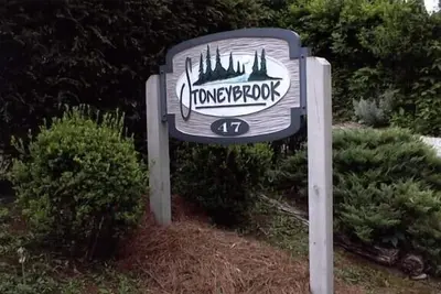 Image de Four Seasons Accueil sur 3 + Acres avec Streams frontières Forêt nationale de Pisgah