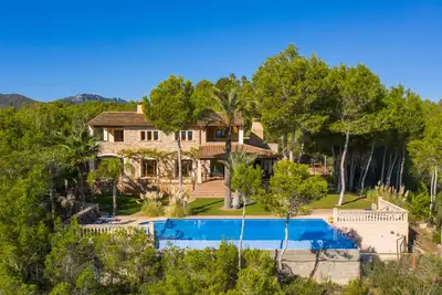 Image de Villa with fantastic sea views. May 1600€/week
