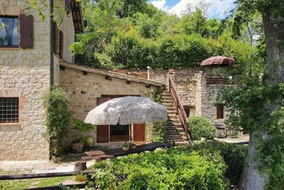 Image de ‘Old House’ is a glorious eighteenth century farmhouse recently restored
