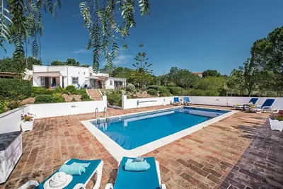 Image de Villa Susana ~ Heated Pool* ~ Fast Wi-fi Sleeps 6 + 4 cots - Booking 2026 Now!