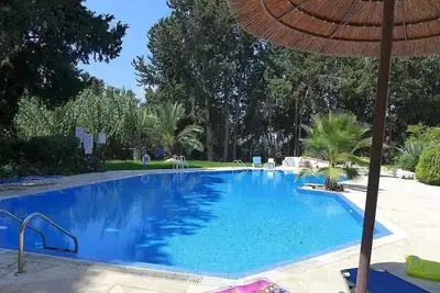 Image de Penthouse avec accès à deux piscines, grand balcon et WiFi