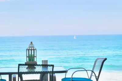 Image de Location de luxe en bord de mer, Sandy Beach, nouveau décor frais, barbecue, vue