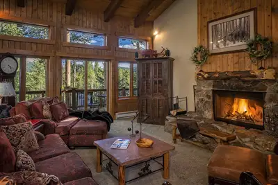 Image de Un lodge privé préféré depuis des décennies! Semaine De NOËL Disponible! ! 15-27 déc