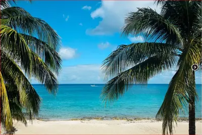 Image de Fabuleux Beachfront Condo - Réservez dès maintenant pour les vacances!
