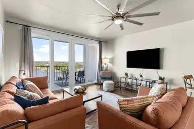 Image de Piscine CHAUFFÉE \"Place Parfaite\" Toute L'ANNÉE