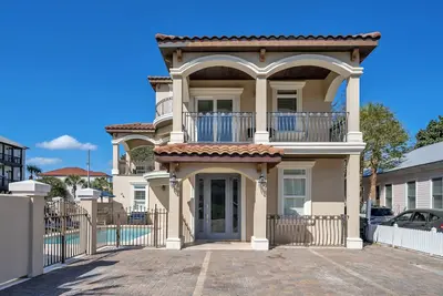 Image de Piscine privée, Animaux acceptés! 25 personnes et un barbecue privé