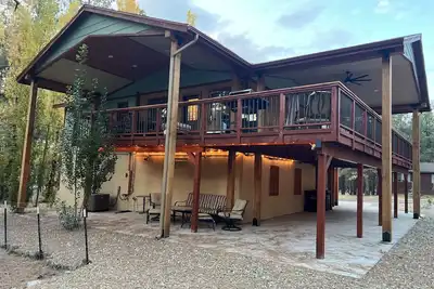 Image de Quadmanor est situé dans la zone de drapeaux de la forêt nationale de Coconino