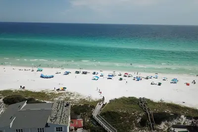 Image de Seaside Haven - Gulfviews \/ piscine \/ bain à remous \/ tennis \/ entrée sans clé!