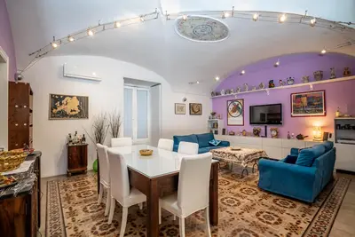Image de La Casa di Ambra - Sicily -Catania Cin:It087015c25molqsr8 Cir: 19087015c207987