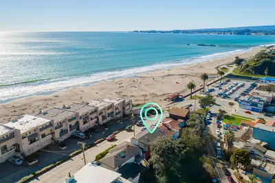 Image de Bali-by-the-Beach Retreat - temps pour vous - à Rio Del Mar Beach