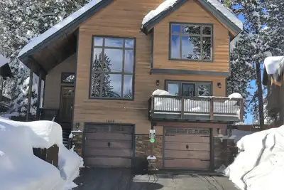 UalDual Master Suites, 350 m² Nouvelle maison de luxe, 5 chambres à coucher