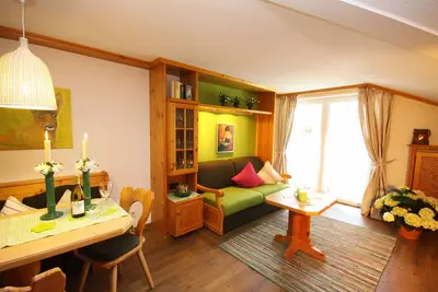 Image de Appartement fantastique « gaißHORN » Obermaiselstein, avec le boulanger à côté.