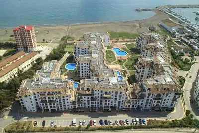 Image de La Duquesa Port, South facing ground floor apartment, with large terrace