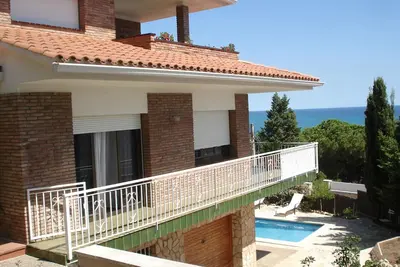 Image de Villa Avec Piscine, À PROXIMITÉ De La Plage Et Fantastique Vues Sur La Mer.