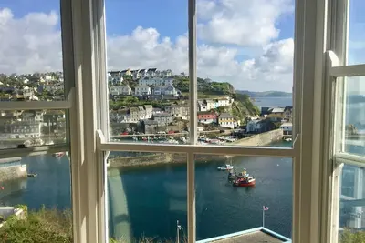 Image de Bayview Cottage - Superbes vues sur le port et la mer, parking inclus