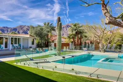 Image de Escapade Privée La Quinta! Vie moderne, paradis en plein air et vue sur la montagne